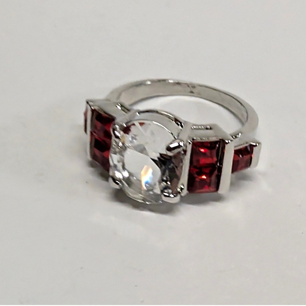 New Cocktail Ring Womens Size 9.5‎ Silver Tone Clear Red Oval Square Stones BLEM